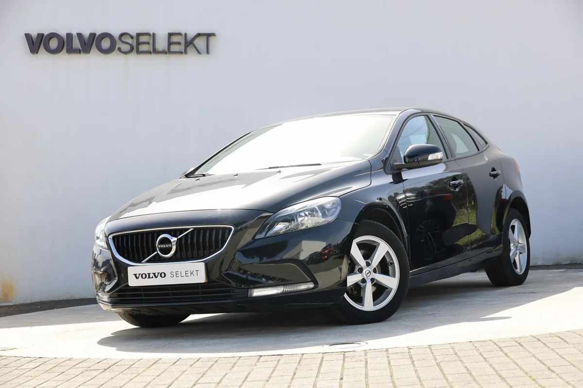 volvo-v40-2018-diesel-1969cc