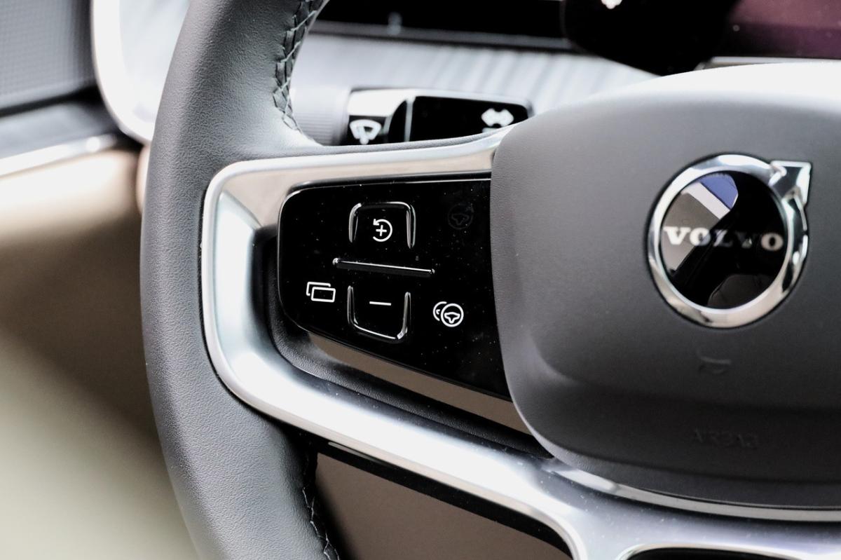 volvo-ex90-2025-eletrico-0cc