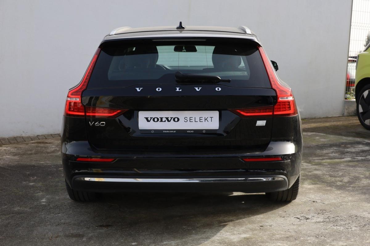 volvo-v60-2023-hibrido-a-gasolina-1969cc