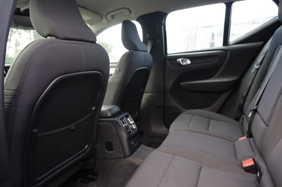 volvo-xc40-2020-hibrido-a-gasolina-1477cc
