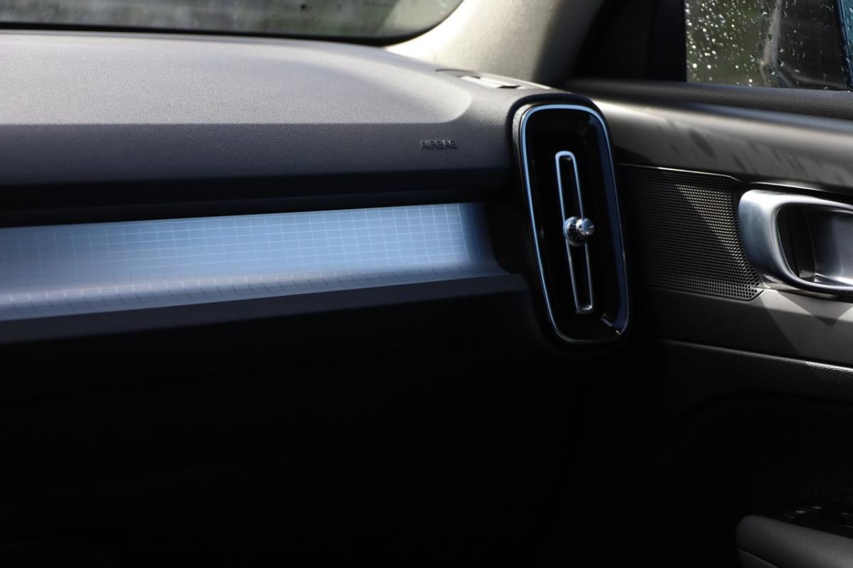 volvo-xc40-2020-hibrido-a-gasolina-1477cc