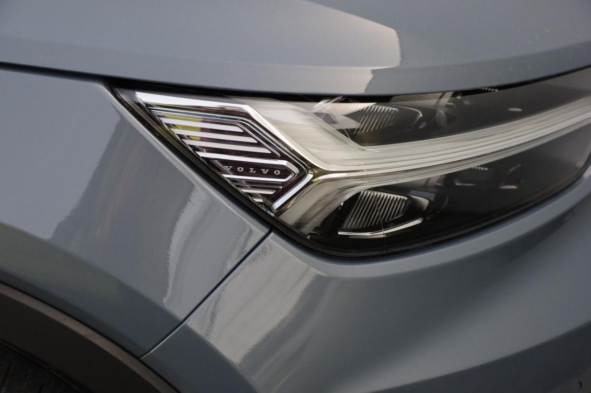 volvo-xc40-2020-hibrido-a-gasolina-1477cc