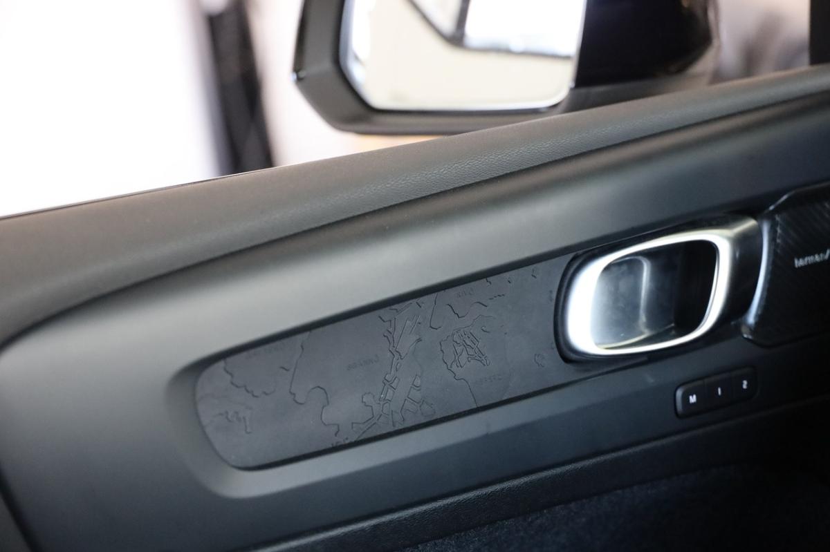 volvo-xc40-2023-eletrico-0cc
