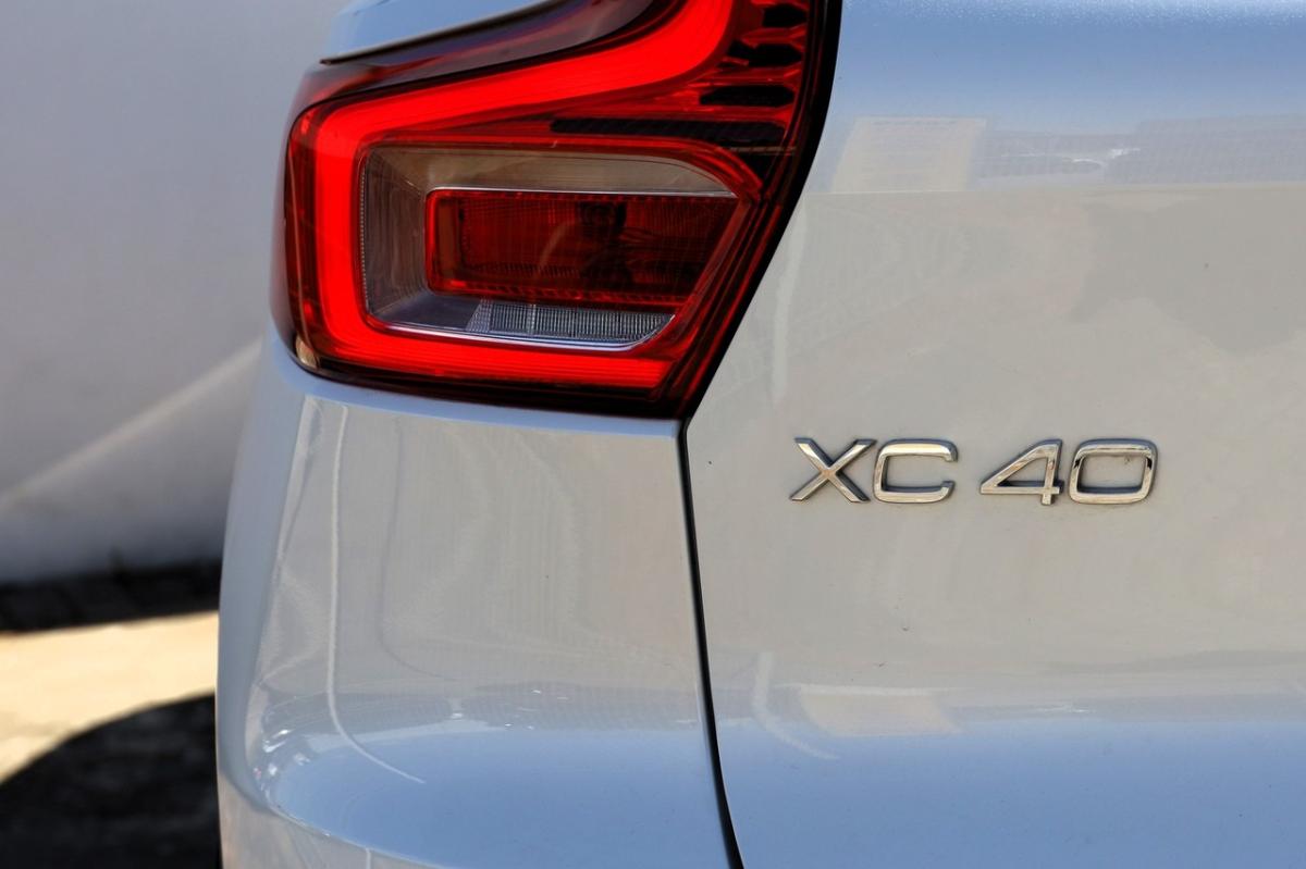 volvo-xc40-2023-eletrico-0cc