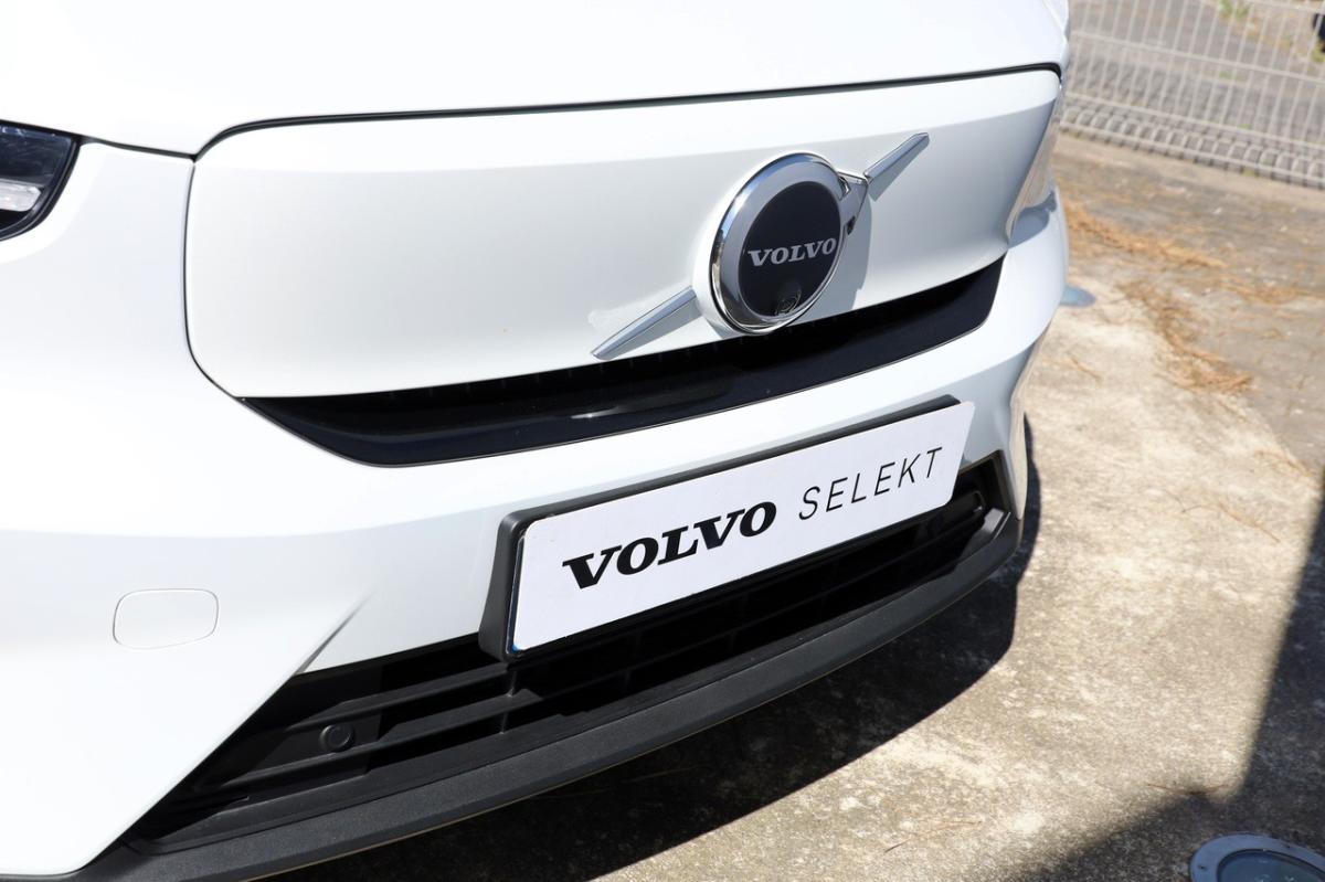 volvo-xc40-2023-eletrico-0cc