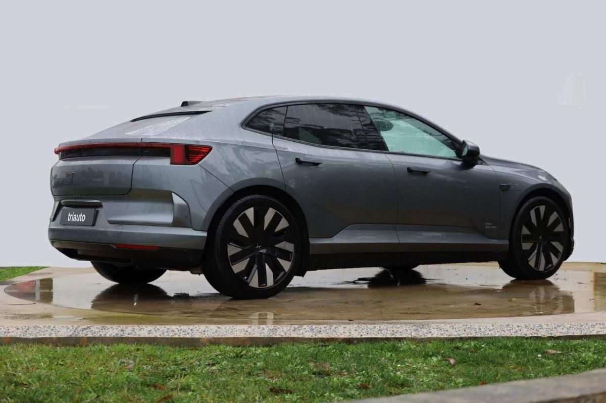 polestar-4-2024-eletrico-0cc