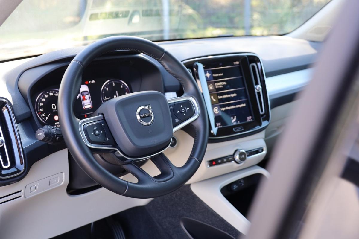 volvo-xc40-2019-diesel-1969cc