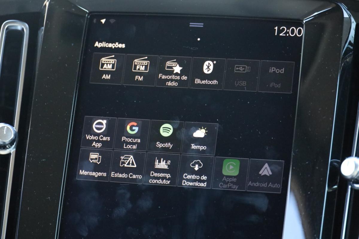volvo-xc40-2019-diesel-1969cc