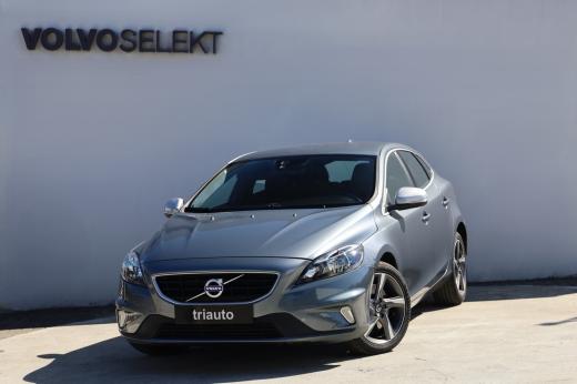 volvo-v40-2016-diesel-1969cc