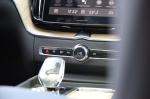 volvo-xc60-2025-hibrido-a-gasolina-1969cc