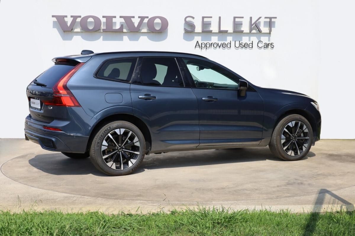 volvo-xc60-2025-hibrido-a-gasolina-1969cc