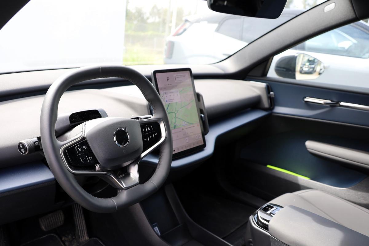 volvo-ex30-2025-eletrico-0cc