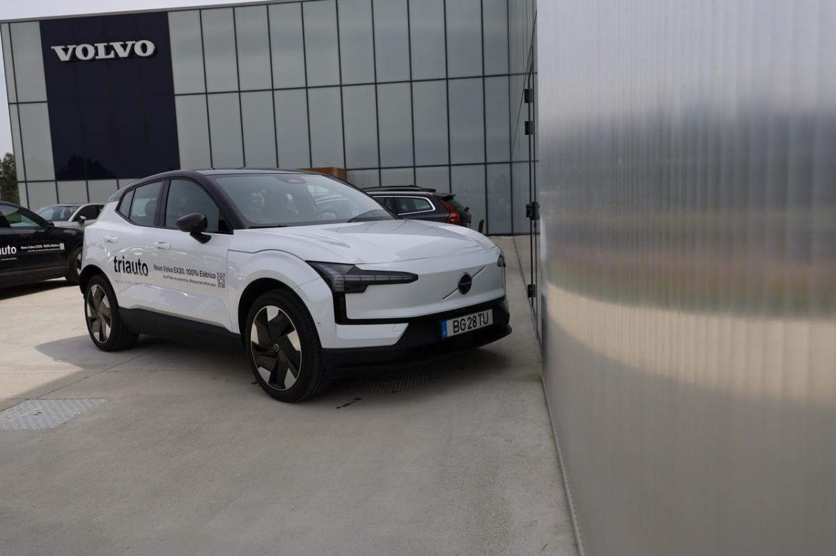 volvo-ex30-2024-eletrico-0cc