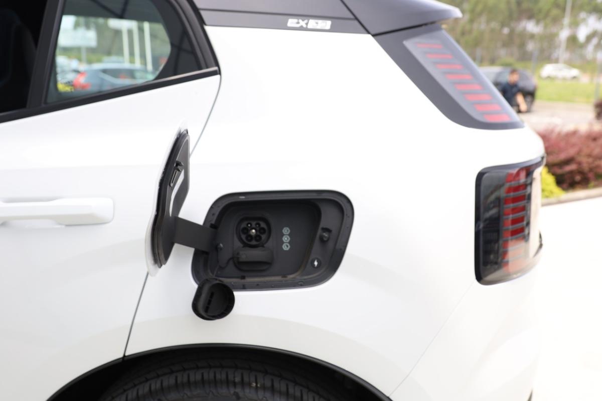 volvo-ex30-2024-eletrico-0cc