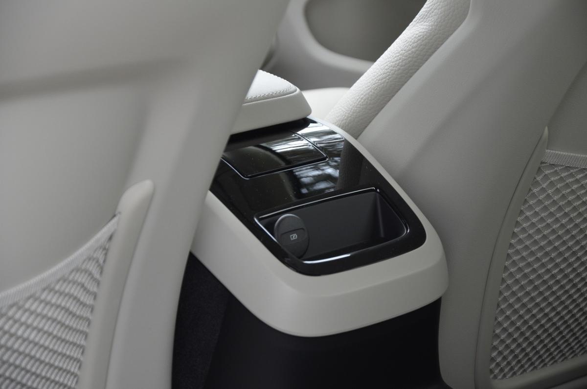volvo-v60-2026-hibrido-a-gasolina-1969cc