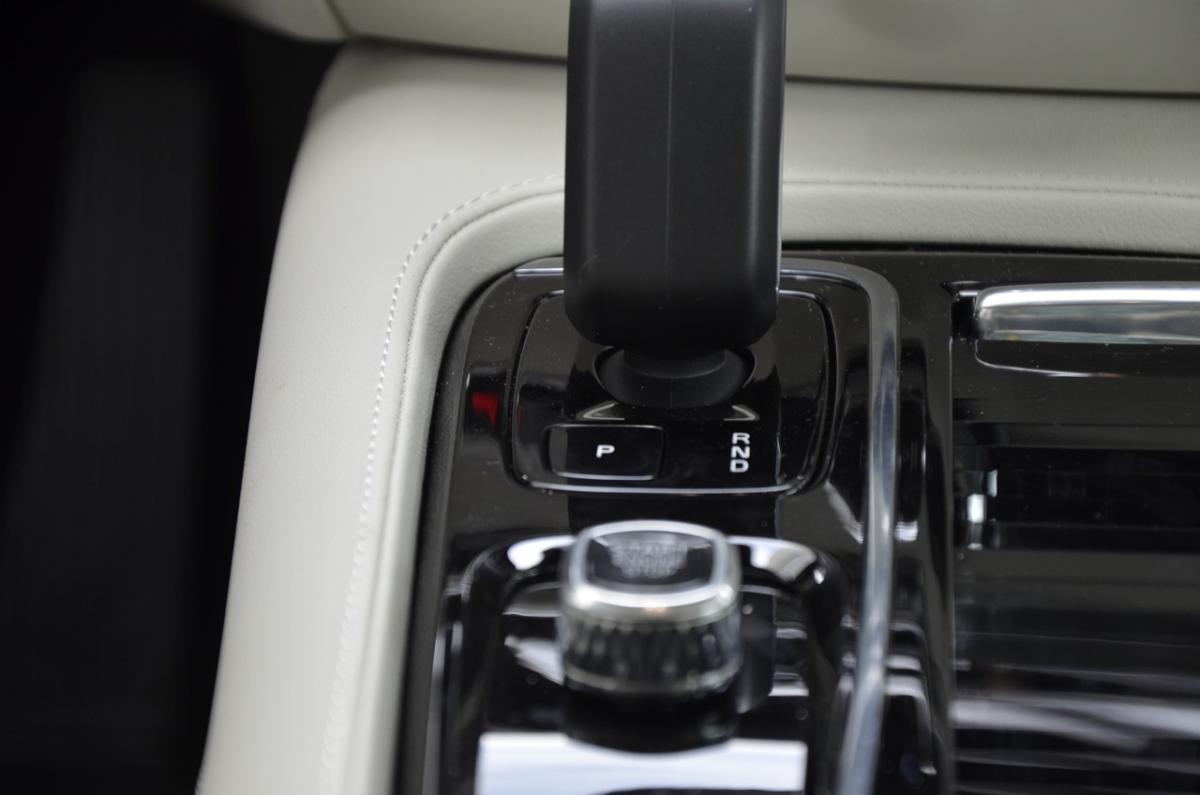 volvo-v60-2026-hibrido-a-gasolina-1969cc