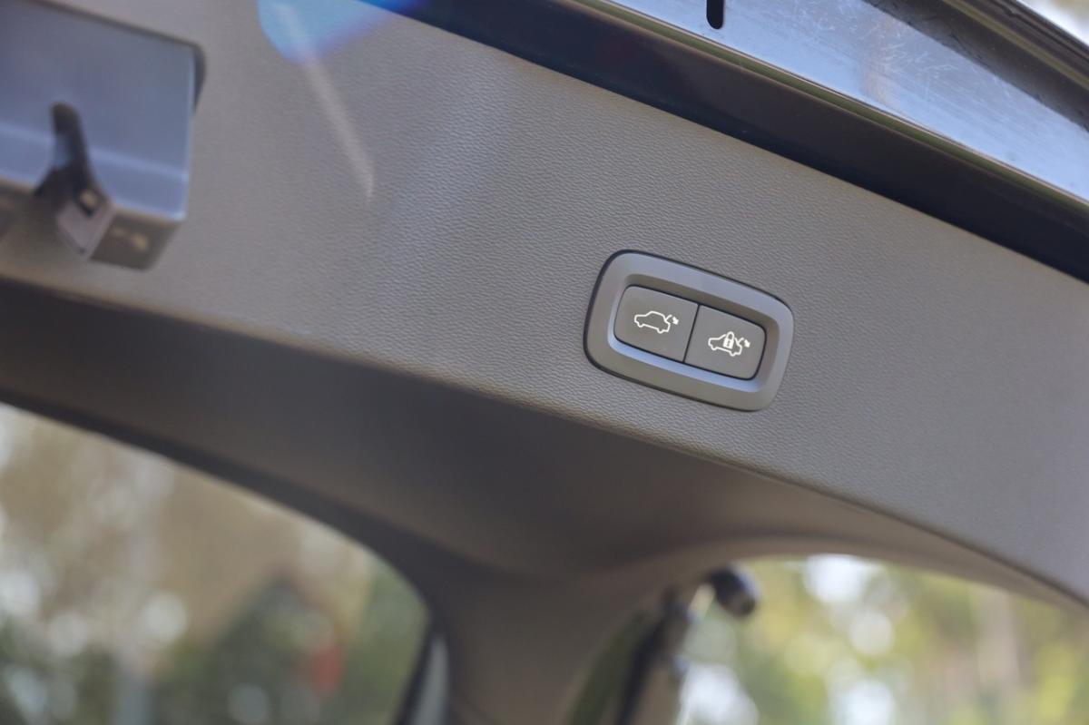 volvo-c40-2023-eletrico-0cc