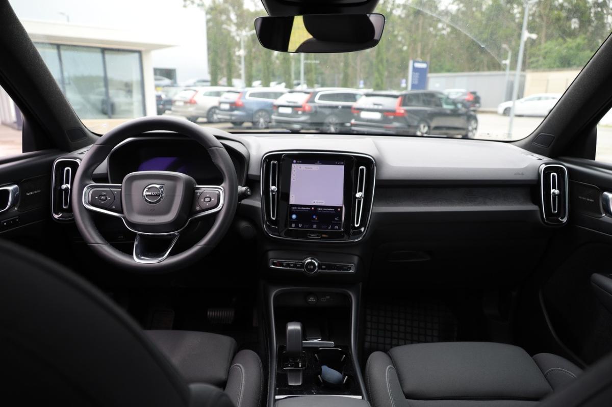 volvo-xc40-2023-eletrico-0cc