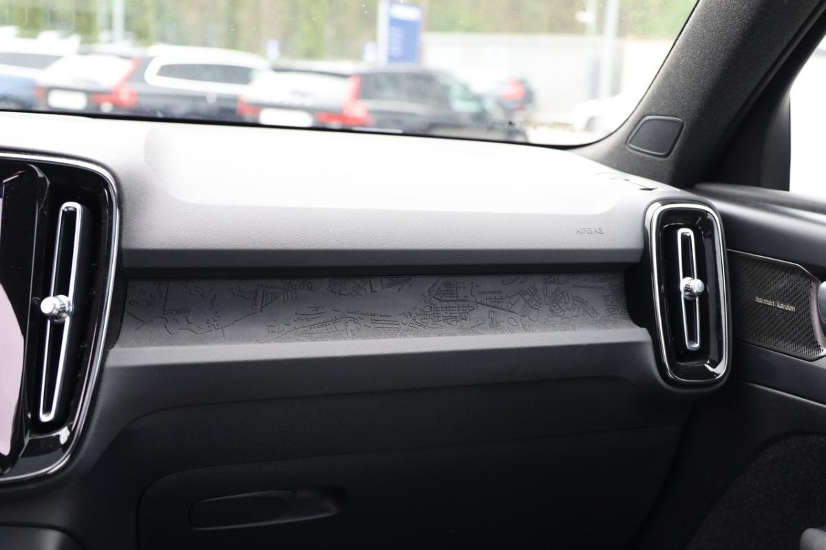 volvo-xc40-2023-eletrico-0cc
