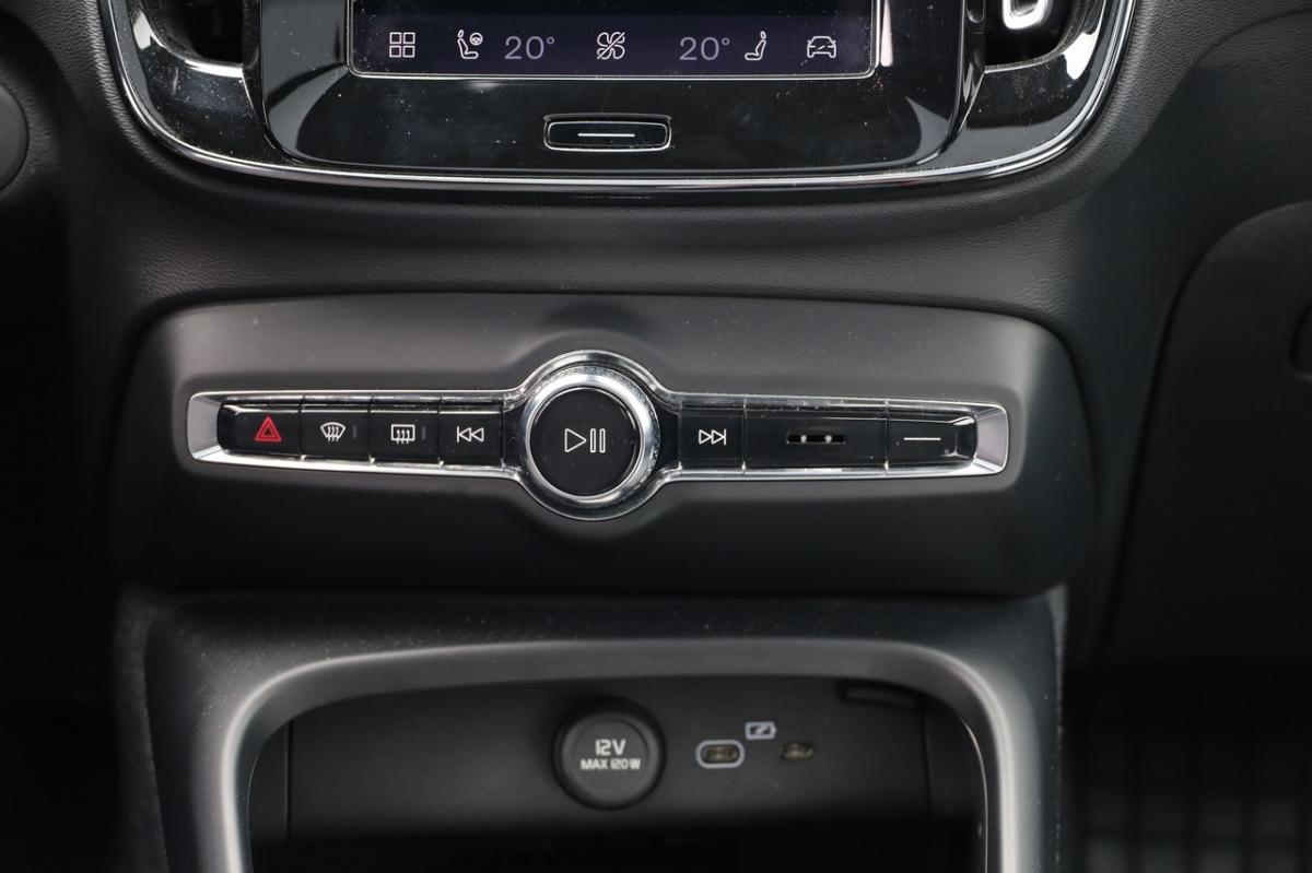 volvo-xc40-2023-eletrico-0cc