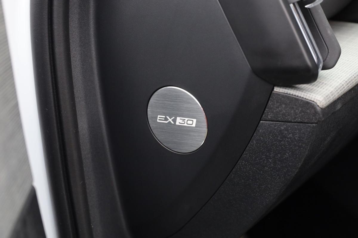 volvo-ex30-2025-eletrico-0cc