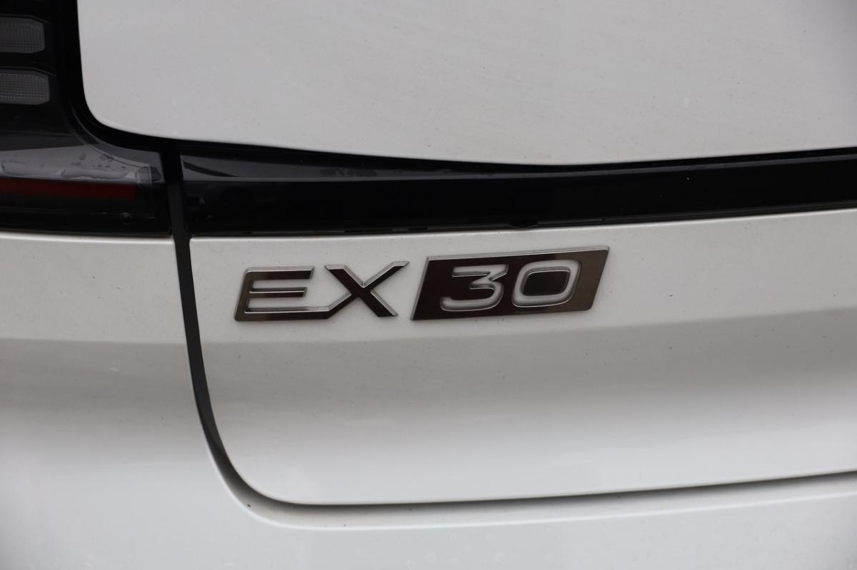 volvo-ex30-2025-eletrico-0cc