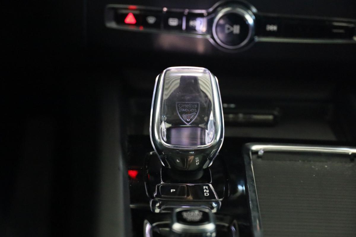 volvo-xc60-2025-hibrido-a-gasolina-1969cc