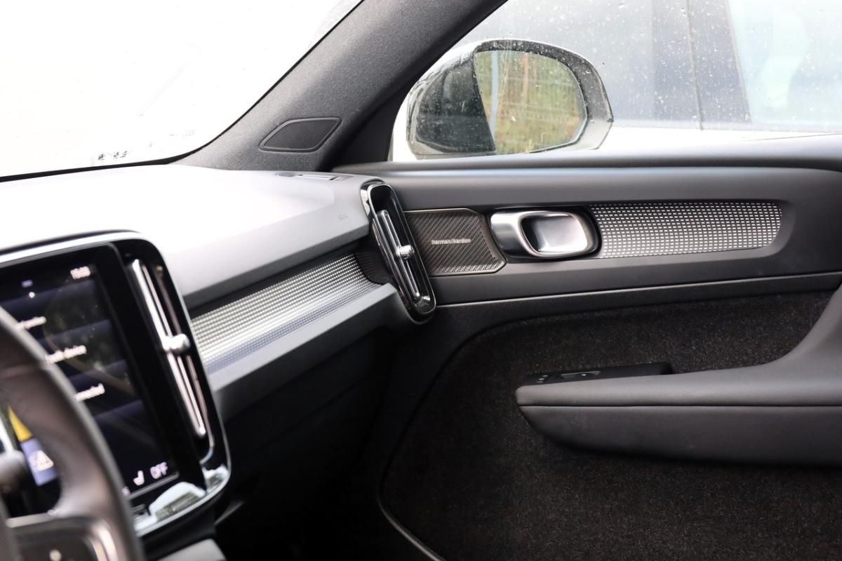 volvo-xc40-2020-gasolina-1477cc