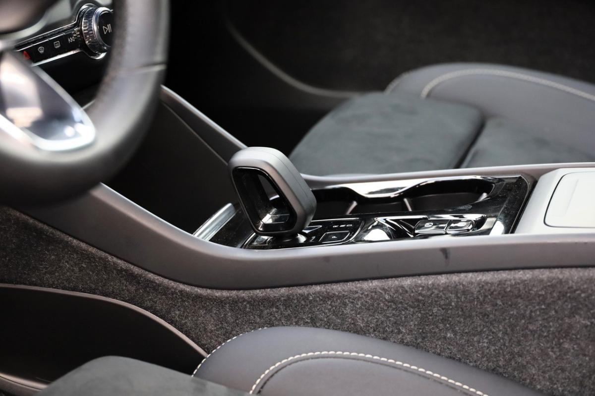 volvo-xc40-2020-gasolina-1477cc