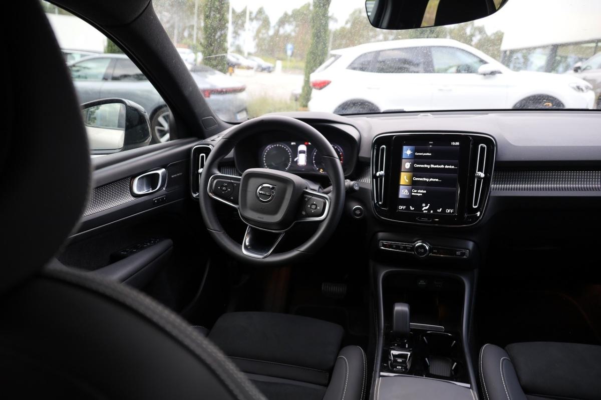 volvo-xc40-2020-gasolina-1477cc