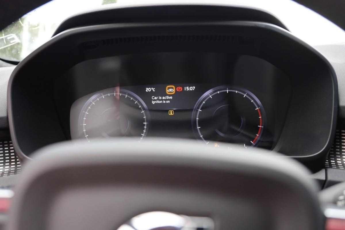 volvo-xc40-2020-gasolina-1477cc