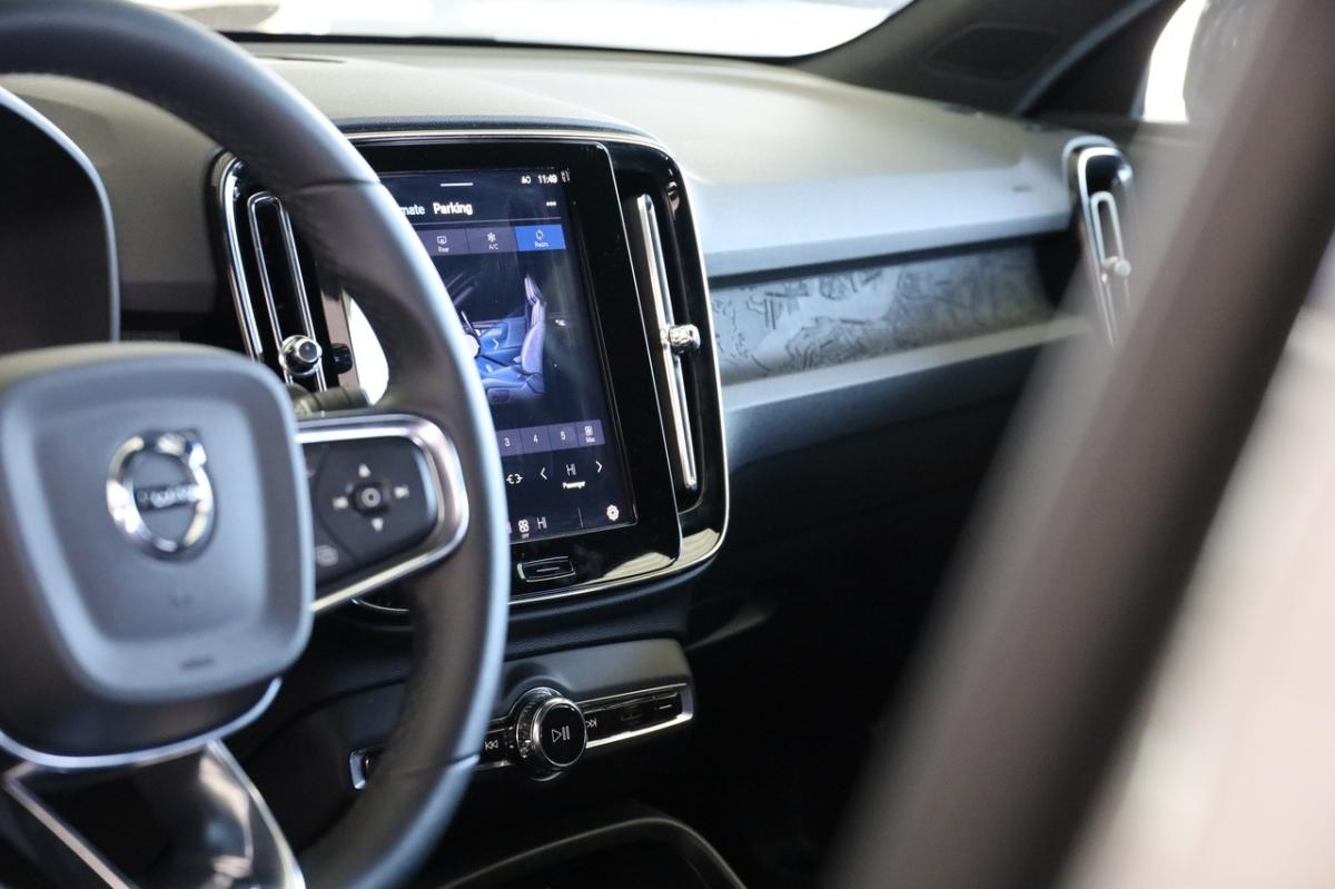 volvo-xc40-2024-eletrico-0cc