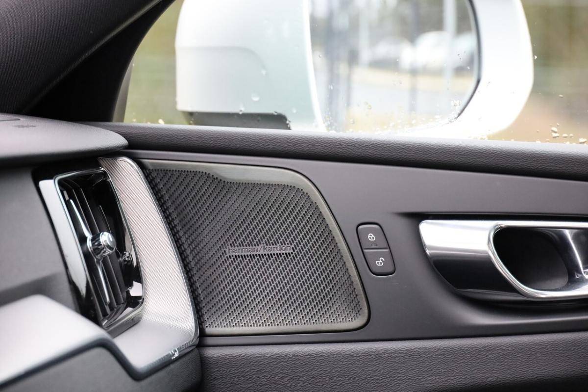 volvo-xc60-2018-diesel-1969cc