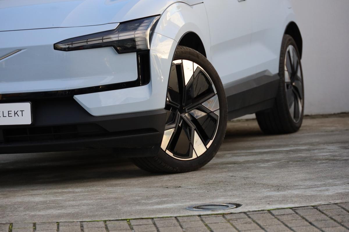 volvo-ex30-2025-eletrico-0cc