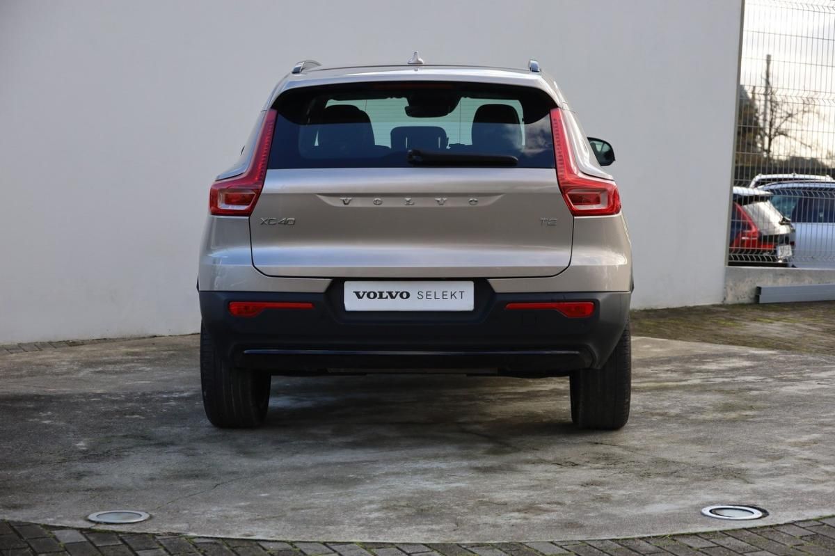 volvo-xc40-2024-gasolina-1477cc