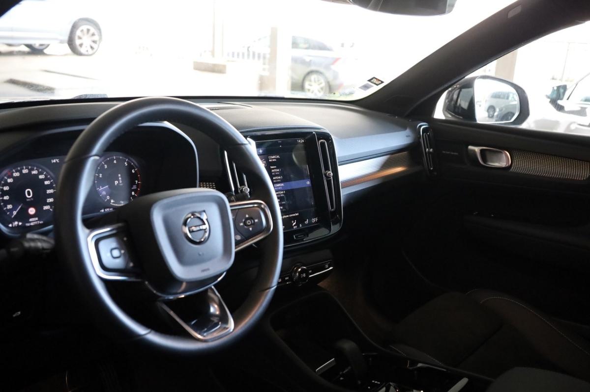 volvo-xc40-2024-gasolina-1477cc