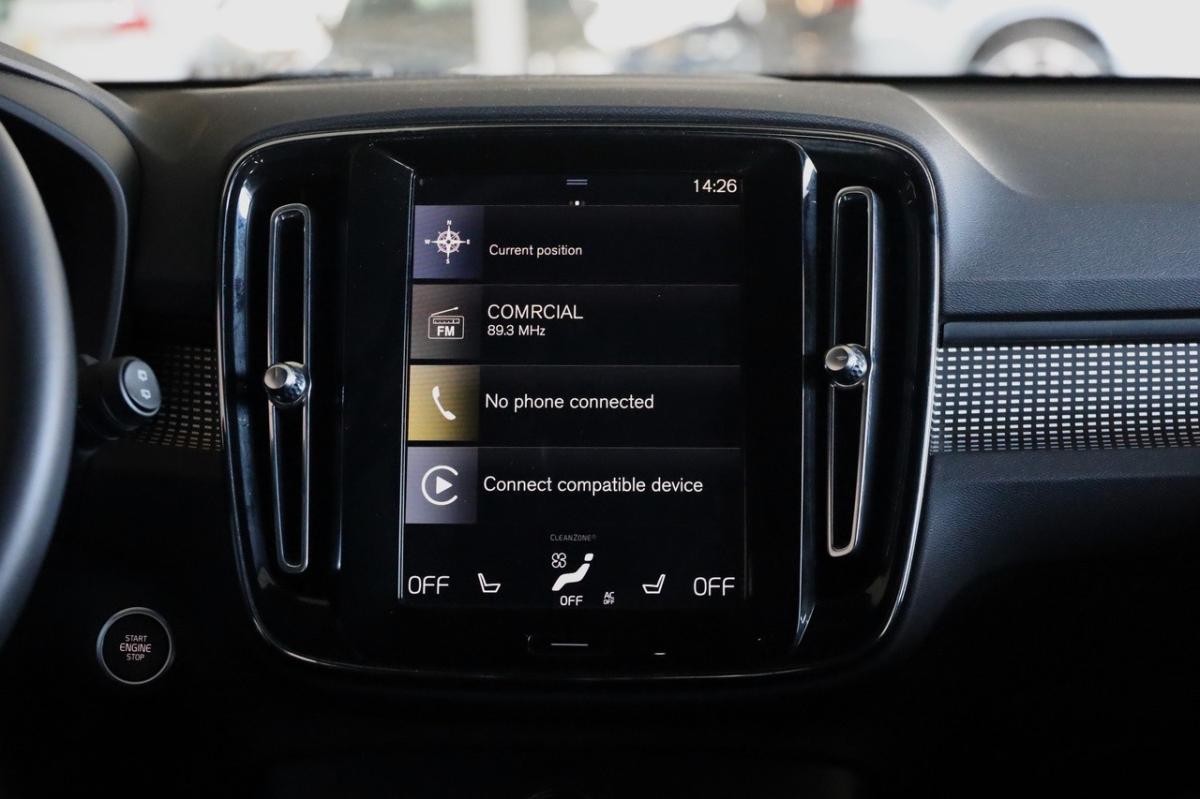 volvo-xc40-2024-gasolina-1477cc