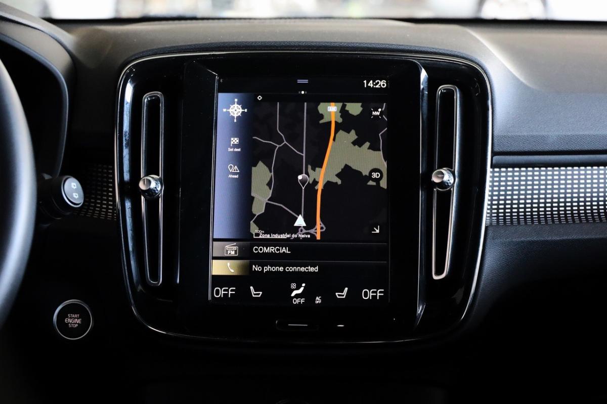 volvo-xc40-2024-gasolina-1477cc