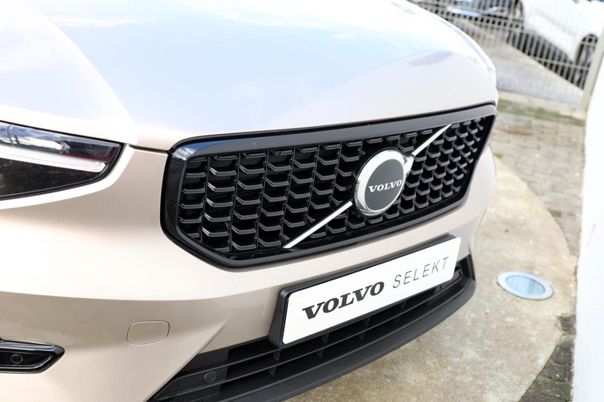 volvo-xc40-2024-gasolina-1477cc