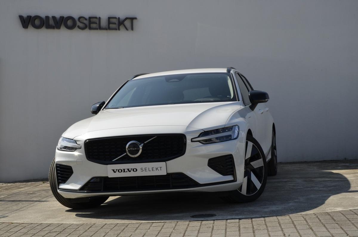 volvo-v60-2024-hibrido-a-gasolina-1969cc