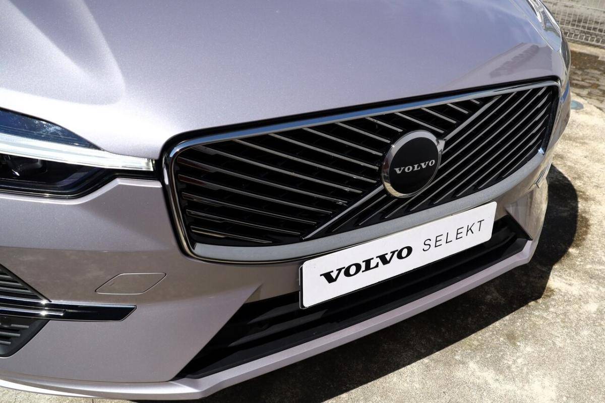 volvo-xc60-2025-hibrido-a-gasolina-1969cc
