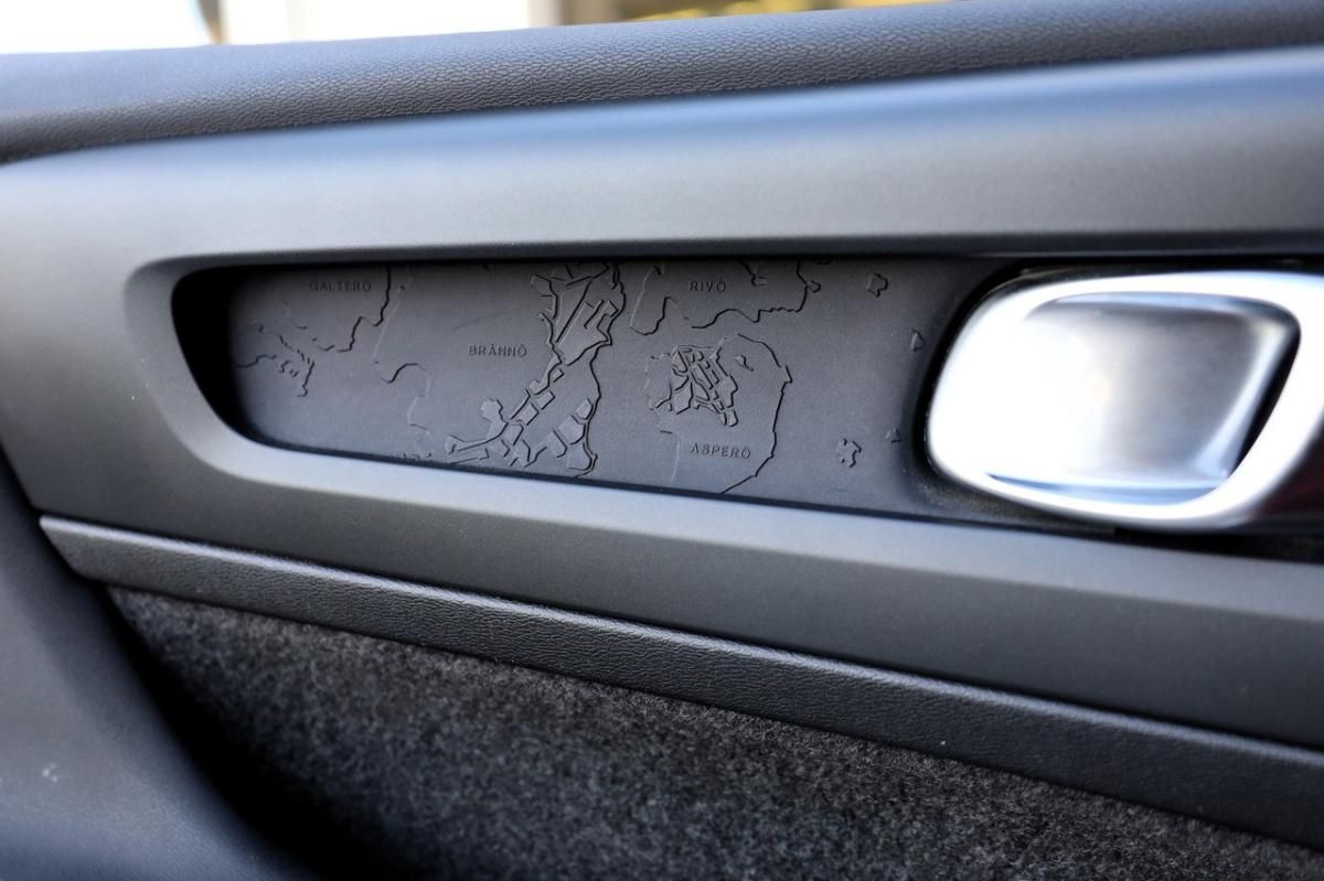 volvo-xc40-2022-gasolina-1477cc