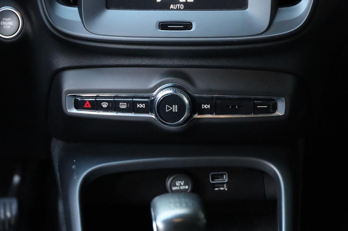 volvo-xc40-2022-gasolina-1477cc
