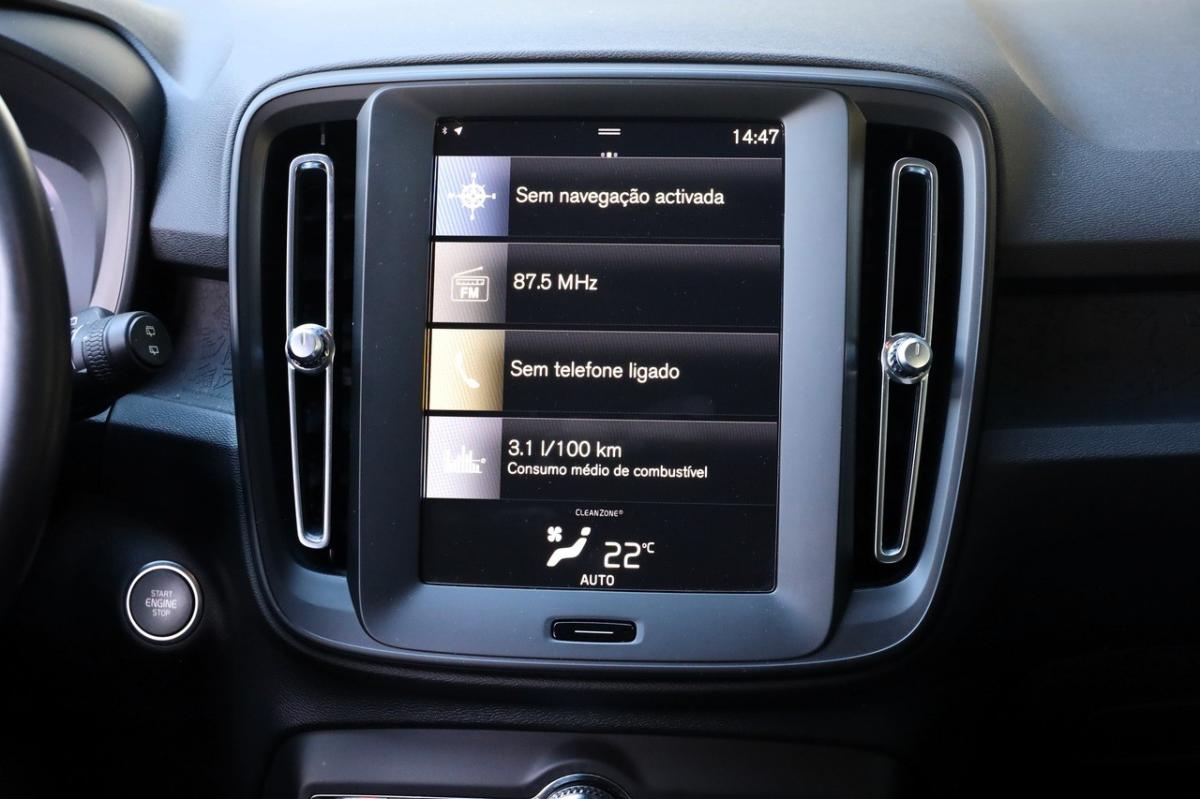 volvo-xc40-2022-gasolina-1477cc