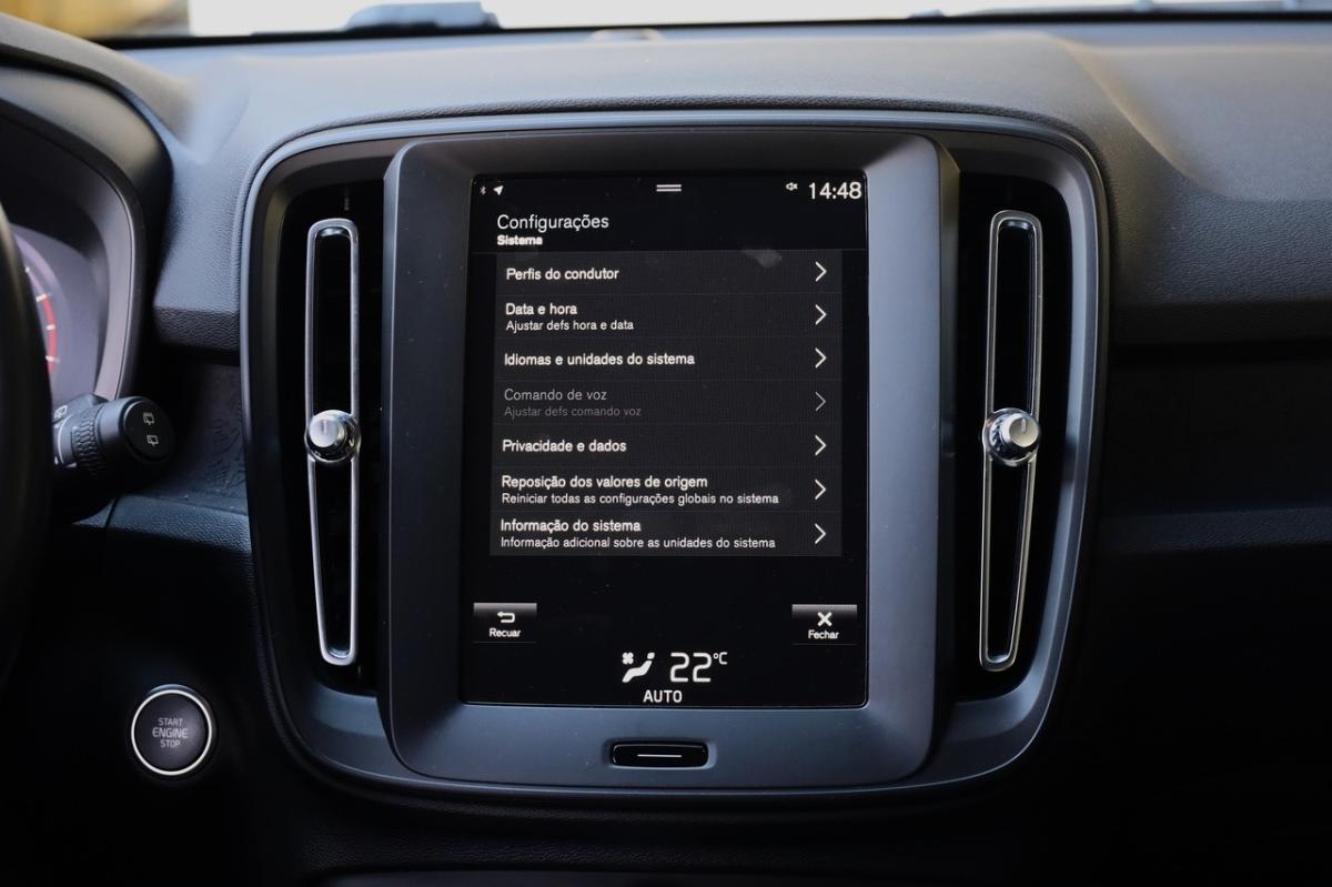 volvo-xc40-2022-gasolina-1477cc
