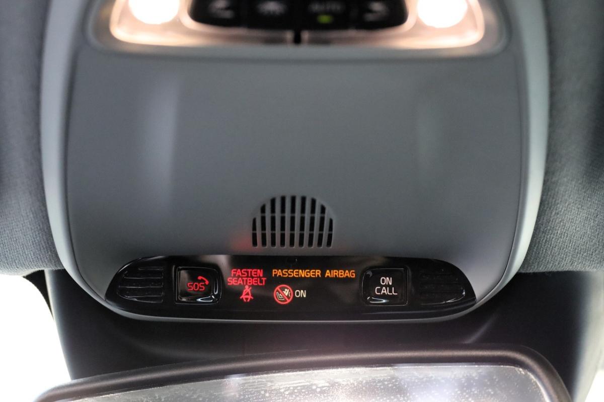 volvo-xc40-2022-gasolina-1477cc