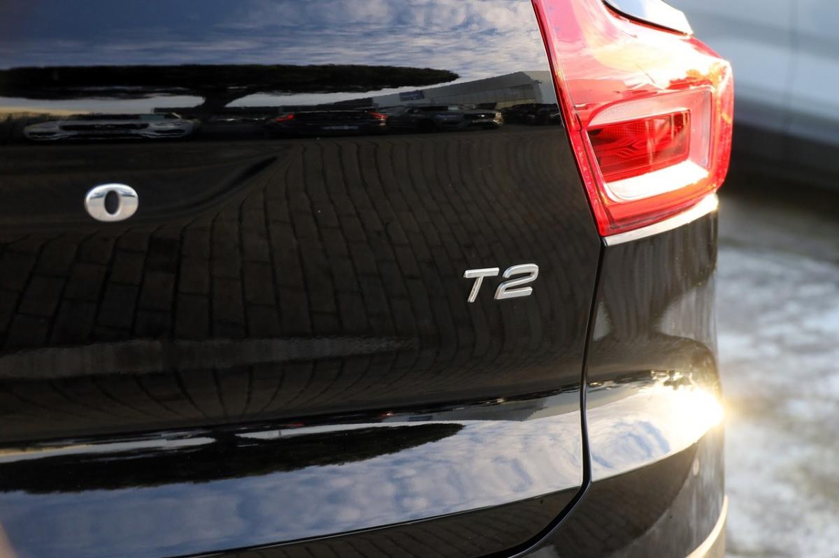 volvo-xc40-2022-gasolina-1477cc