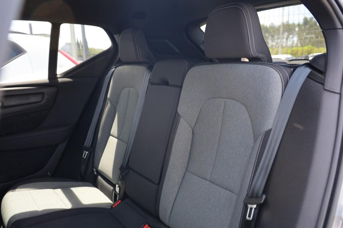 volvo-xc40-2023-hibrido-a-gasolina-1477cc