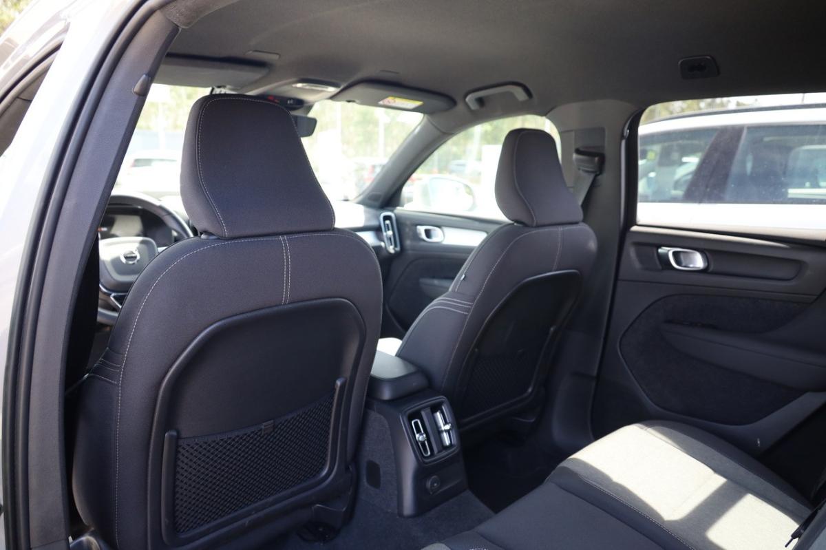 volvo-xc40-2023-hibrido-a-gasolina-1477cc