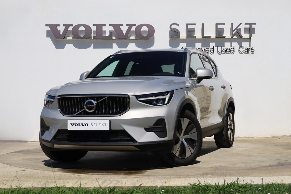 volvo-xc40-2023-hibrido-a-gasolina-1477cc
